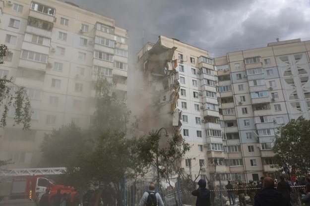 Budynek w Biełgorodzie trafiony przez rosyjską bombę /STRINGER/AFP /East News