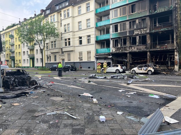 Budynek w Dusseldorfie, w którym doszło do wybuchu i pożaru /	Jana Glose /PAP/DPA