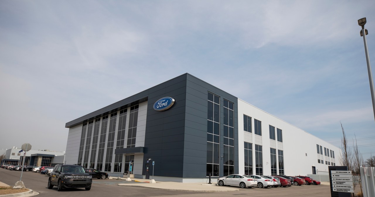 Budynek, w którym powstanie Ford Ion Park /Informacja prasowa