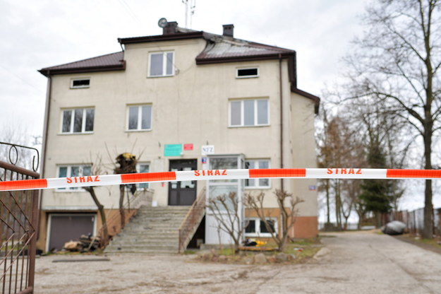 Budynek, w którym wybuchł pożar /Przemysław Piątkowski /PAP