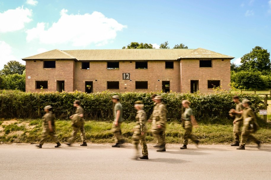 Budynki w wysiedlonej wsi Imber /Ben Birchall    /PAP/PA