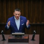 Budżet 2026 w ogniu krytyki w Sejmie. Mentzen: To jest katastrofa