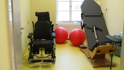 "Budzik dla dorosłych" ma kontrakt z NFZ. Zatrudni dodatkowych specjalistów?