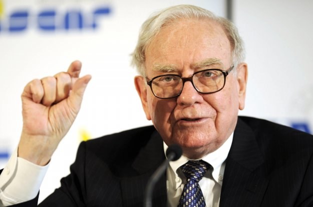 Buffett organizuje swoje obiady od 10 lat. Zaprasza 8 osób, które wpłaciły największe kwoty /AFP
