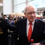 ceny srebra Buffett podejrzewany o wielkie inwestowanie w srebro. Już kiedyś zarobił krocie na tym metalu