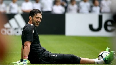 Buffon podpisał nowy kontrakt. "Po raz pierwszy będę grał dla zagranicznego klubu"