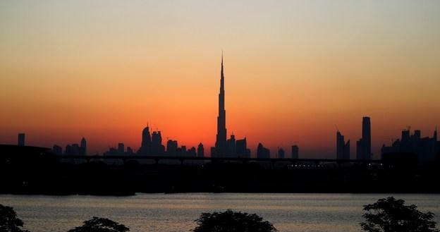 Burdż Chalifa - teraz najwyższy budynek świata (828 m). Azerbaijan Tower mieć będzie ponad kilometr /AFP