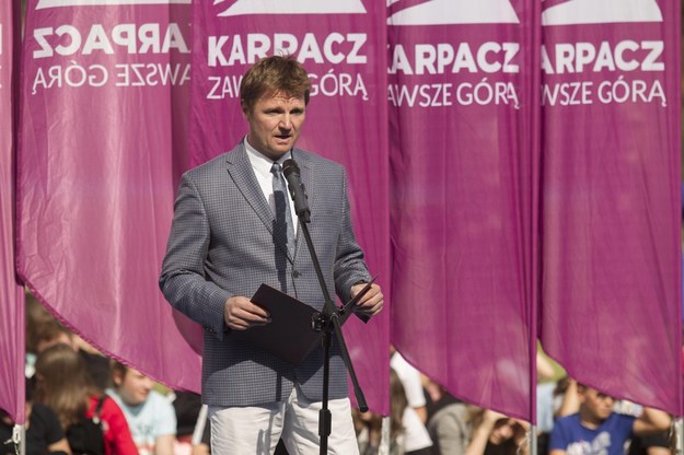 Burmistrz Karpacza Radosław Jęcek /Aleksander Koźmiński /PAP