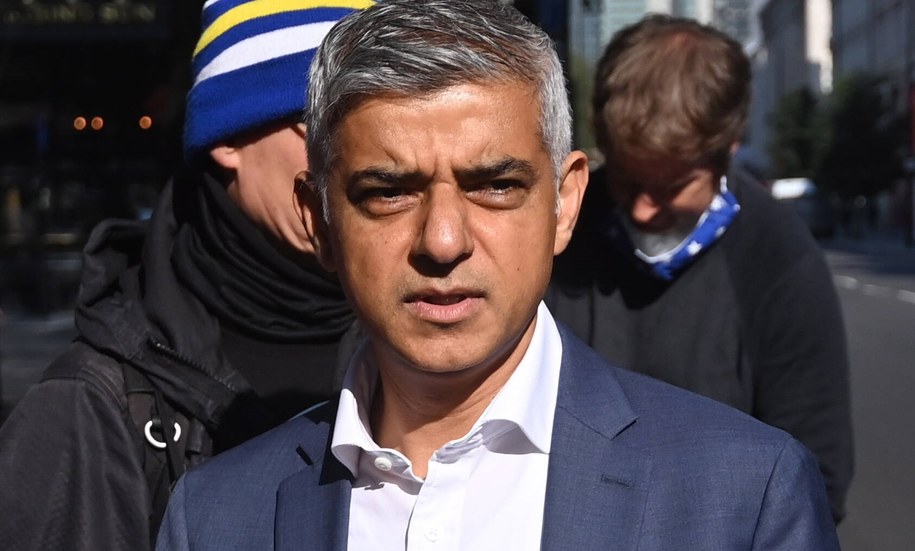 Burmistrz Londynu Sadiq Khan /FACUNDO ARRIZABALAGA /PAP/EPA