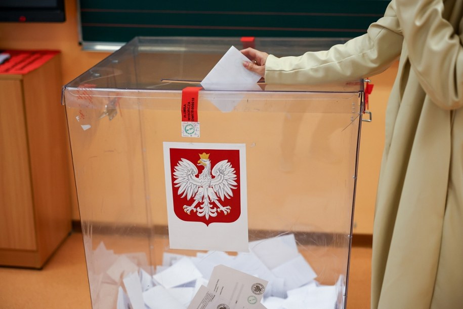 Głosowali nad odwołaniem włodarza. Znamy wynik referendum w Pionkach