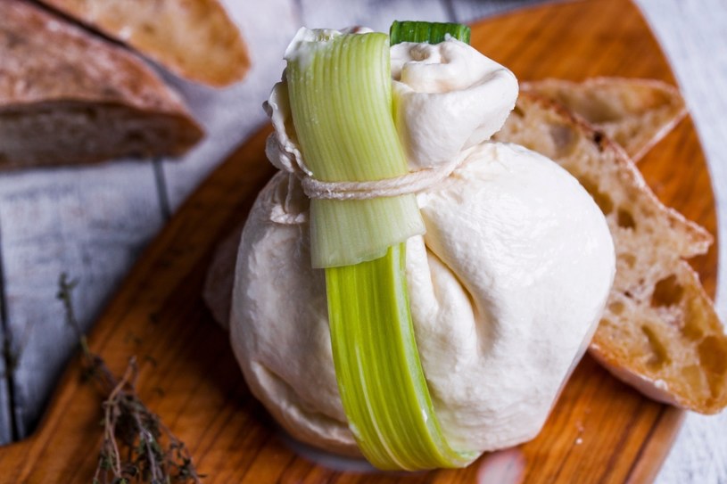 Burrata - co to za ser? /123RF/PICSEL