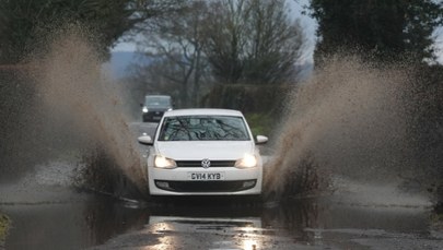 Burza Chandra uderzyła w Wielką Brytanię. Synoptycy twierdzą, że będzie gorzej