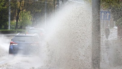 Burza nad Warszawą. Kilkadziesiąt interwencji strażaków