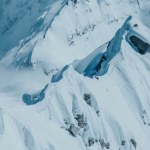 Burza śnieżna odcięła drogę turystom. Trwa akcja ratunkowa na zboczach Mount Everestu