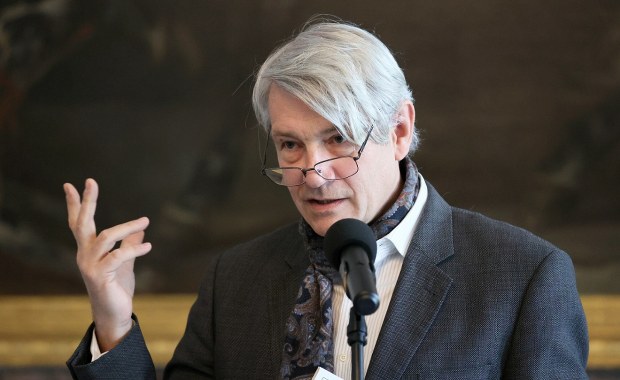 Burza wokół techno w Wilanowie. Dyrektor muzeum odwołany