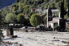 Burze i powodzie we Francji 