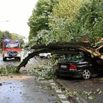 Burze i przerwy w dostawie prądu. Nowe ostrzeżenia RCB i IMGW