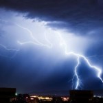 Burze i ulewy przesuwają się z zachodu w kierunku Polski