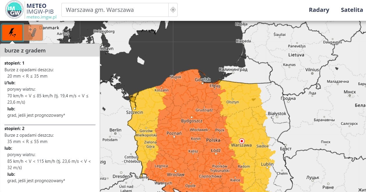 Burze z gradem przetoczą się nad zachodem kraju a w godzinach popołudniowych dotrą również na wschód Polski /IMGW /