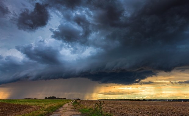 Burze z gradem w Lubelskiem. Synoptycy ostrzegają