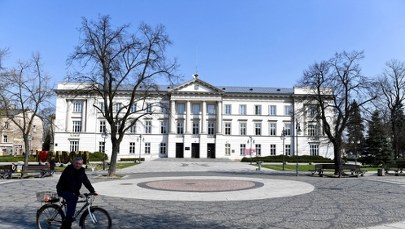 Burzliwa debata w Radomiu. Po fali hejtu radny zasłabł i trafił do szpitala 