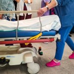 Burzliwe obrady ws. wynagrodzeń medyków. Strona związkowa opuściła spotkanie