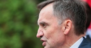 ​Burzliwe posiedzenie komisji ws. immunitetu Ziobry. Jest decyzja 