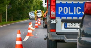 Bus uderzył w busa na S17. Jedna osoba zginęła na miejscu