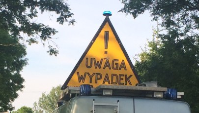 Bus uderzył w osobówkę na Dolnym Śląsku. 7 osób jest rannych