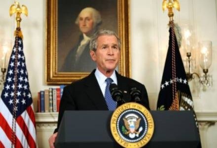 Bush rozpoczyna wojnę z piratami /AFP