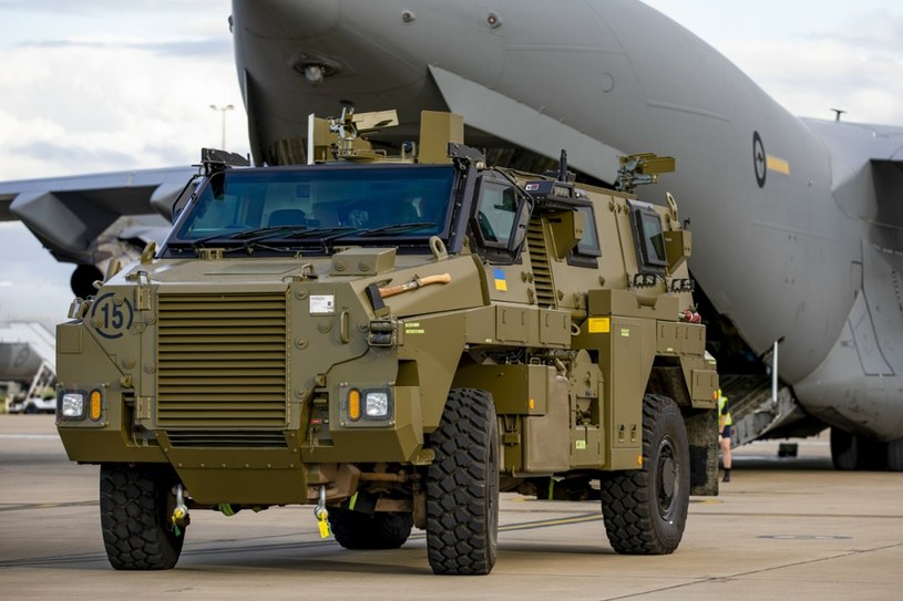 Bushmaster /LACW Emma Schwenke/Royal Australian Air Force/AP /East News