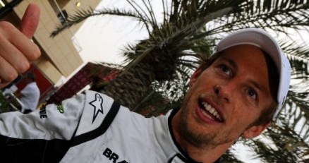 Button popiera cięcie kosztów w F1, dzięki temu ma szanse na zwycięstwa /AFP