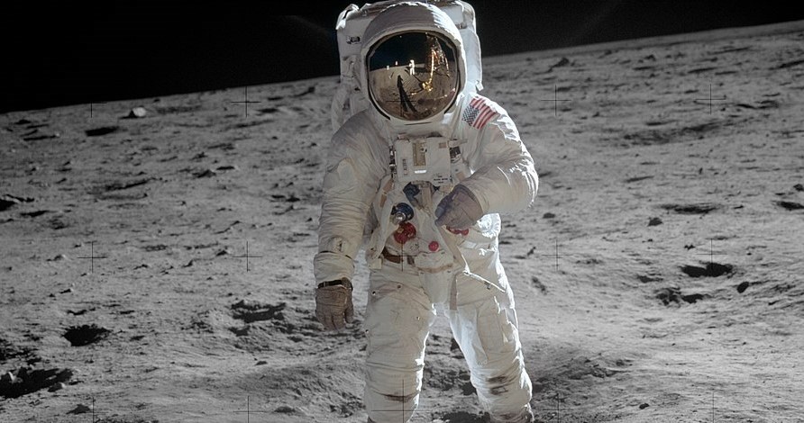 Buzz Aldrin na Księżycu sfotografowany przez Neila Armstronga /Neil Armstrong /domena publiczna