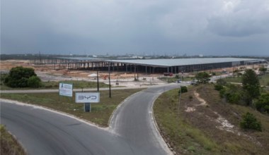 BYD z zarzutami. Chiński gigant oskarżony o złamanie praw człowieka