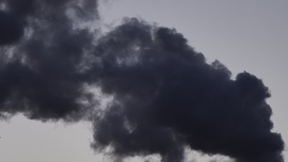 Bydgoszcz: Awaria filtrów w Odlewni Żeliwa. Ciemny pył nad miastem