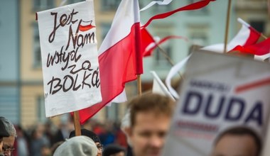 Bydgoszcz: Manifestacja zwolenników prezydenta i rządu