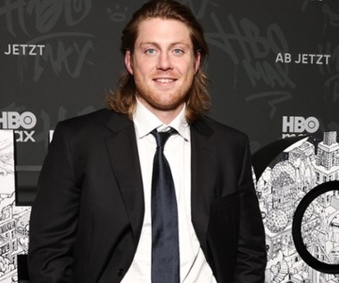 Był rugbistą, został aktorem. Międzynarodowy hit wkrótce odmieni jego życie