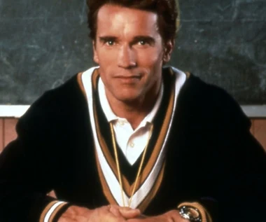 Był Terminatorem i gubernatorem, zabił Predatora. Przedszkolakom nie dał rady