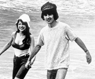 Była żona George'a Harrisona nie kryje żalu. Chodzi o filmy o The Beatles