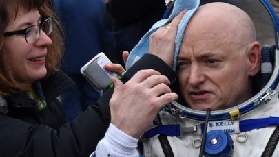 Byli na orbicie prawie rok. Astronauci z ISS wrócili na Ziemię