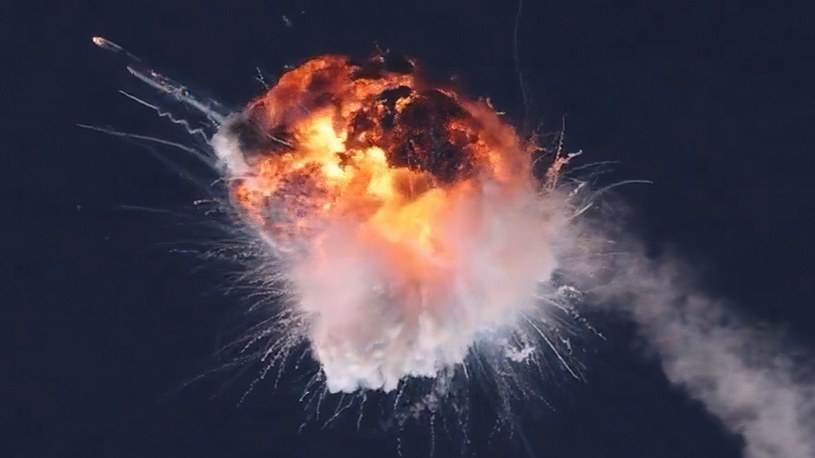 Byli pracownicy SpaceX wystrzelili rakietę. Zobacz, jak pięknie eksplodowała [WIDEO] /Geekweek