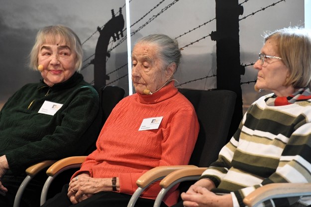 Byli więźniowie obozu Auschwitz-Birkenau: Kseniia Olkhova, Lidiia Turovskaja i Maria Hoerl /	Jacek Bednarczyk   /PAP