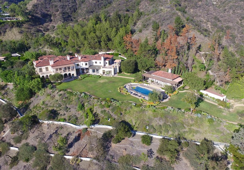 Były dom Robbiego Williamsa w Los Angeles z lotu ptaka /Backgrid USA /Agencja FORUM