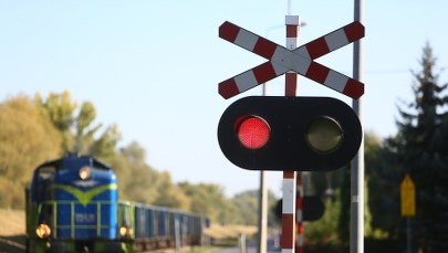 Były dróżnik z Chełmna, który nie zamknął rogatek, będzie odpowiadał z wolnej stopy 