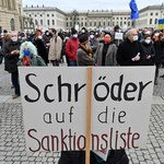 Były kanclerz Niemiec Gerhard Schroeder zostanie oskarżony o zbrodnie przeciwko ludzkości?