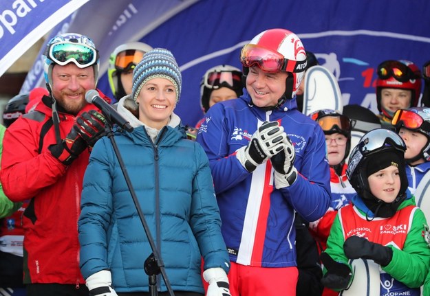 Były minister zdrowia Łukasz Szumowski, była minister sportu Danuta Dmowska-Andrzejuk i prezydent Andrzej Duda podczas 6. edycji charytatywnych zawodów w narciarstwie alpejskim w Zakopanem 26.01.2020 /PAP