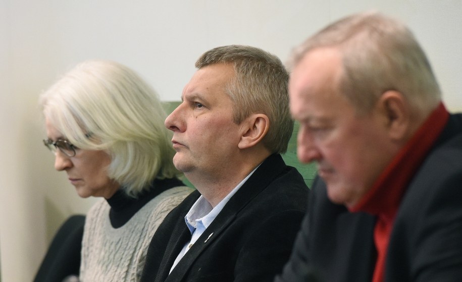 Były naczelnik wydziału ds. walki z terrorem kryminalnym Komendy Stołecznej Policji Grażyna Biskupska, b. dowódca pododdziału antyterrorystycznego Kuba Jałoszyński i b. zastępca komendanta stołecznego policji Jan Pol /Radek Pietruszka /PAP