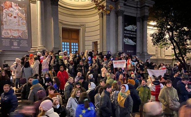 Były piłkarz może zostać prezydentem. W sobotę kontrowersyjne wybory w Gruzji