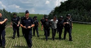 ​Były policjant przyznał się do zabicia teścia i ranienia teściowej. Trafił do szpitala