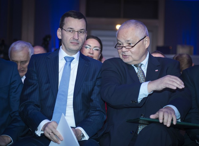 Były premier Mateusz Morawiecki wstawił się za prezesem NBP Adamem Glapińskim /Jacek Dominski/REPORTER /East News